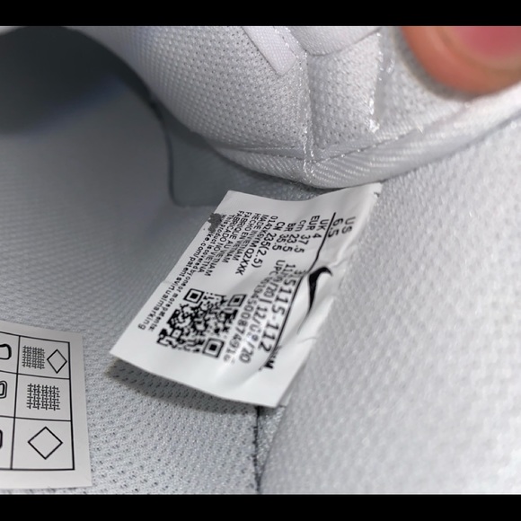 Nike Air Force 1 Size 6.5, 7.5 - Picture 6 of 6